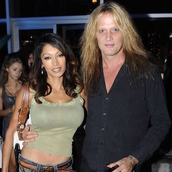 Maria Aquinar: The Private Life Behind Rock’s Spotlight